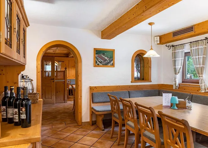 בית הארחה Mamoosen