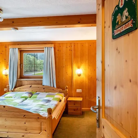 Mamoosen Pensjonat Penning